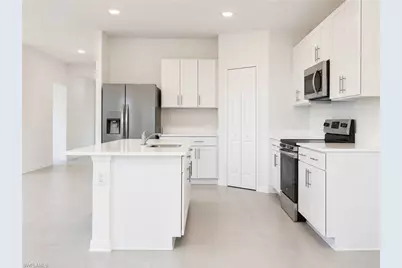 17078 Pompeii Way, North Fort Myers, FL 33917 - Photo 2
