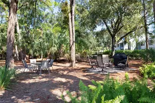 508 Courtside Dr, Naples, FL 34105 - Photo 18