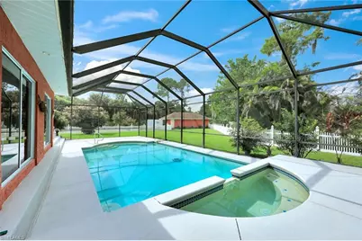 360 16th Ave NW, Naples, FL 34120 - Photo 28