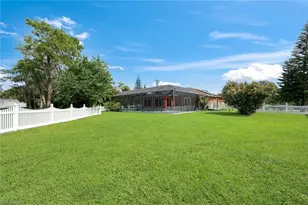 360 16th Ave NW, Naples, FL 34120 - Photo 34