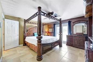 360 16th Ave NW, Naples, FL 34120 - Photo 18