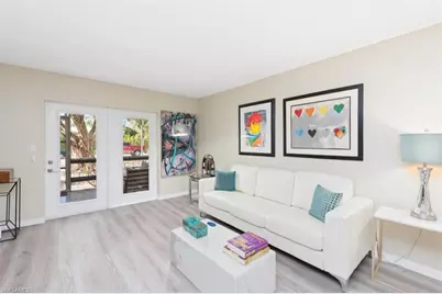 1021 3rd St S #102, Naples, FL 34102 - Photo 2