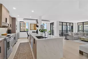 11 Bluebill Ave, Naples, FL 34108 - Photo 6