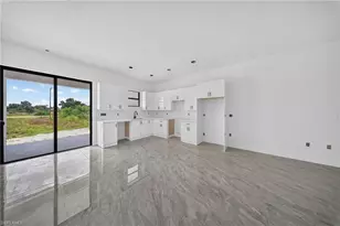 543/545 Alabama Rd S, Lehigh Acres, FL 33974 - Photo 6