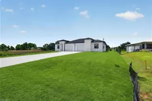 543/545 Alabama Rd S, Lehigh Acres, FL 33974 - Photo 32