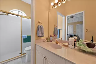 2317 Island Cove Cir N, Naples, FL 34109 - Photo 28