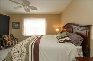 519 Roma Ct, Naples, FL 34110 - Photo 34