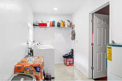 630 1st St SW, Naples, FL 34117 - Photo 22