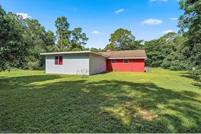 630 1st St SW, Naples, FL 34117 - Photo 24