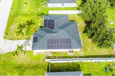 501 NE 24th Ter, Cape Coral, FL 33909 - Photo 8
