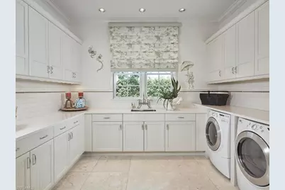 2129 Canna Ct, Naples, FL 34105 - Photo 20