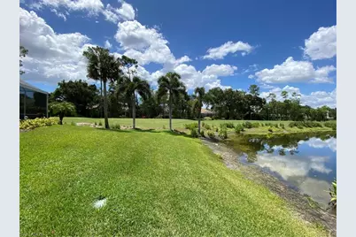 8285 Gleneagle Way, Naples, FL 34120 - Photo 20