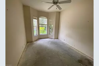 8285 Gleneagle Way, Naples, FL 34120 - Photo 10