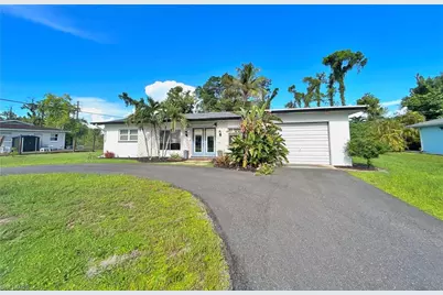 8512 Fordham St, Fort Myers, FL 33907 - Photo 1