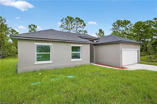 937 Asther St E, Lehigh Acres, FL 33974 - Photo 2