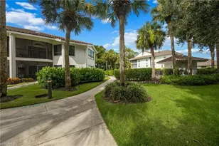 792 Eagle Creek Dr, Naples, FL 34113 - Photo 2