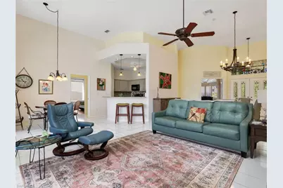 6832 Compton Ln S, Naples, FL 34104 - Photo 8