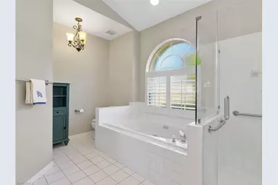 6832 Compton Ln S, Naples, FL 34104 - Photo 22