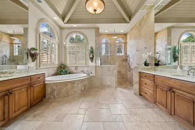 3111 Leeward Ln, Naples, FL 34103 - Photo 16