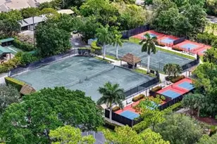 290 Naples Cove Dr, Naples, FL 34110 - Photo 26