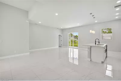 525 Genesee Ave S, Lehigh Acres, FL 33974 - Photo 8