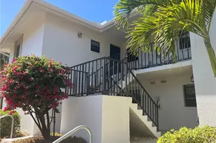 513 Lake Louise Cir, Naples, FL 34110 - Photo 1