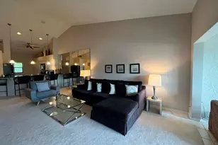 513 Lake Louise Cir, Naples, FL 34110 - Photo 6
