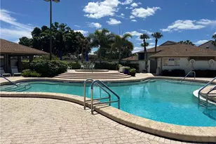 513 Lake Louise Cir, Naples, FL 34110 - Photo 14