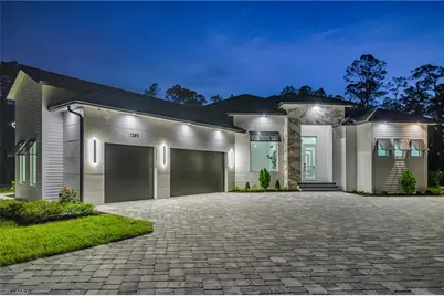 1385 23rd St SW, Naples, FL 34117 - Photo 4
