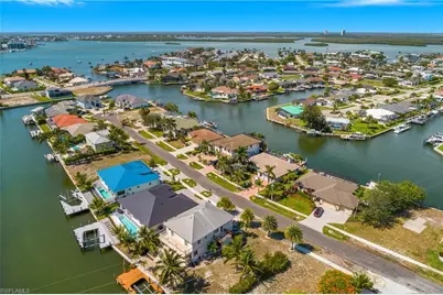 840 Rose Ct, Marco Island, FL 34145 - Photo 42