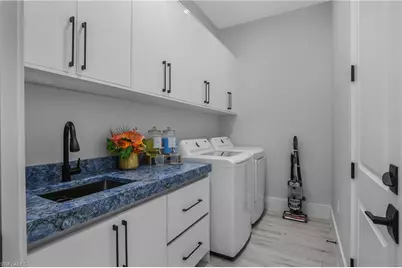848 Rose Ct, Marco Island, FL 34145 - Photo 42