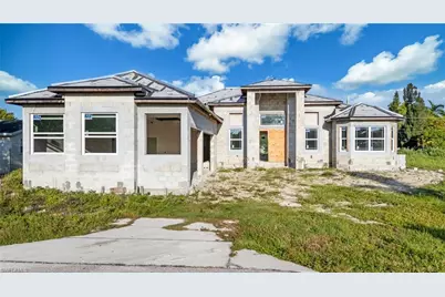 27549 Oregon St, Bonita Springs, FL 34135 - Photo 6