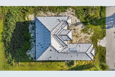 27549 Oregon St, Bonita Springs, FL 34135 - Photo 2