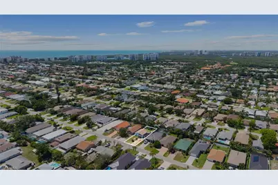 641 105th Ave N, Naples, FL 34108 - Photo 8