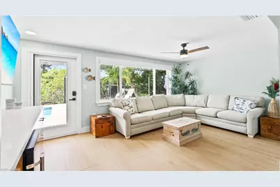 2736 Riverview Dr, Naples, FL 34112 - Photo 10