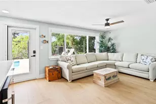 2736 Riverview Dr, Naples, FL 34112 - Photo 10