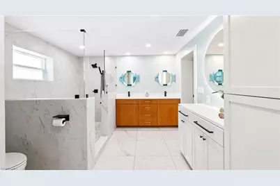 2736 Riverview Dr, Naples, FL 34112 - Photo 16