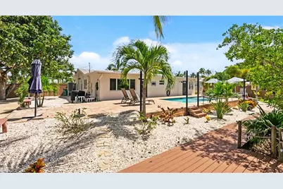 2736 Riverview Dr, Naples, FL 34112 - Photo 22