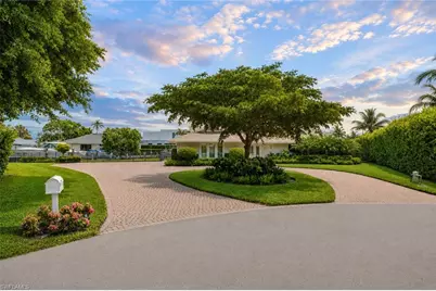 2185 Trout Ct, Naples, FL 34102 - Photo 8