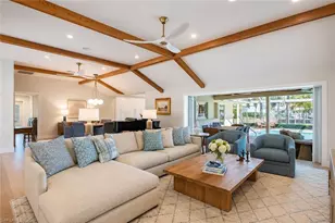 2185 Trout Ct, Naples, FL 34102 - Photo 10