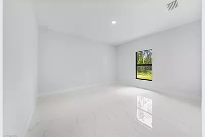 2505 1st St SW, Lehigh Acres, FL 33976 - Photo 16