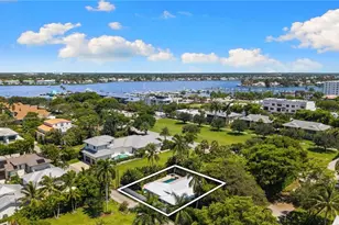 1135 7th St S, Naples, FL 34102 - Photo 28