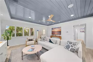 1135 7th St S, Naples, FL 34102 - Photo 2