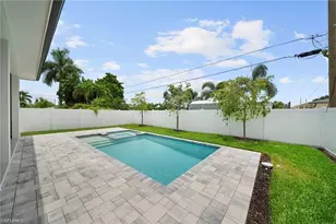 708 100th Ave N, Naples, FL 34108 - Photo 32