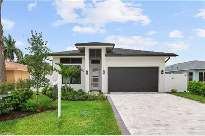708 100th Ave N, Naples, FL 34108 - Photo 2