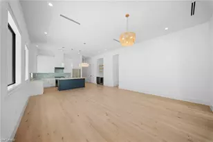 638 93rd Ave N, Naples, FL 34108 - Photo 10