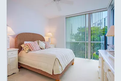 4255 Gulf Shore Blvd N #107, Naples, FL 34103 - Photo 8