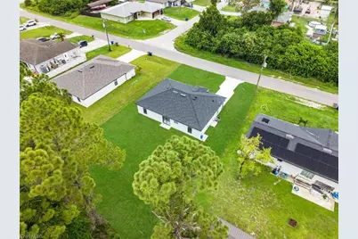 2811 1st St SW, Lehigh Acres, FL 33976 - Photo 24