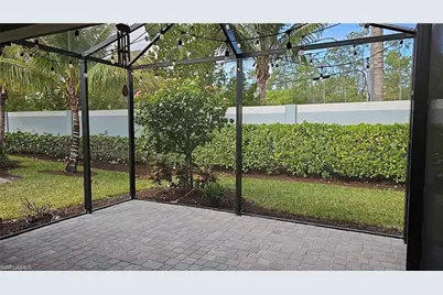 2305 Ariane Dr, Naples, FL 34112 - Photo 20