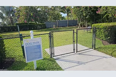 2305 Ariane Dr, Naples, FL 34112 - Photo 32